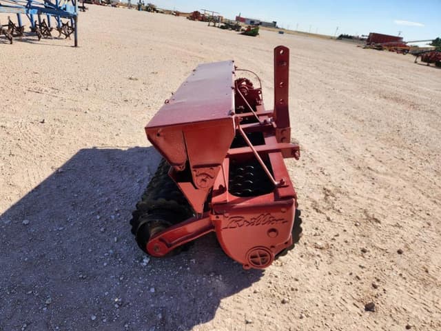 Image of Brillion Sure Stand equipment image 4