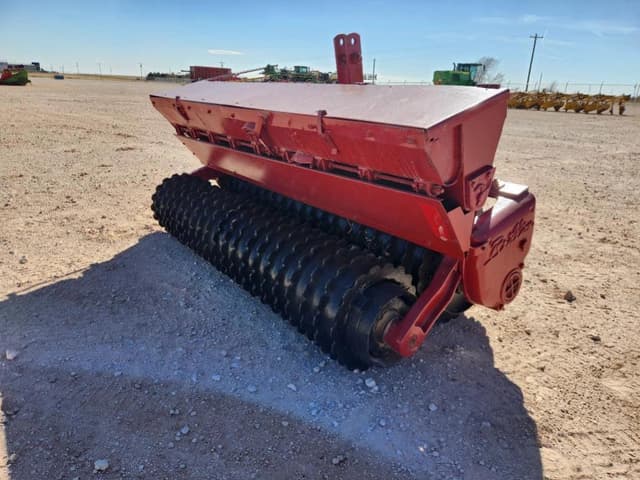 Image of Brillion Sure Stand equipment image 3