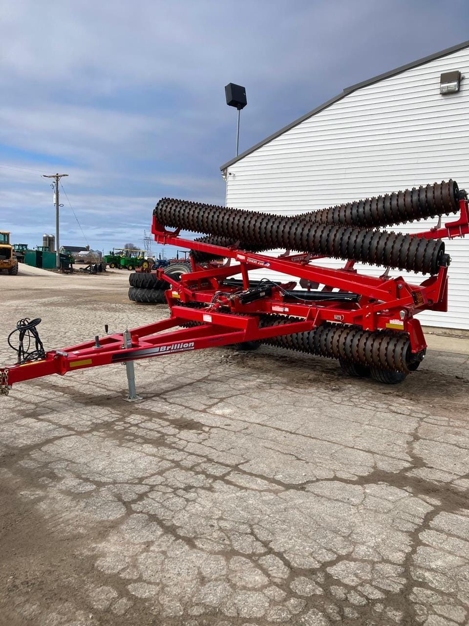 Brillion WFP46 Equipment Image0