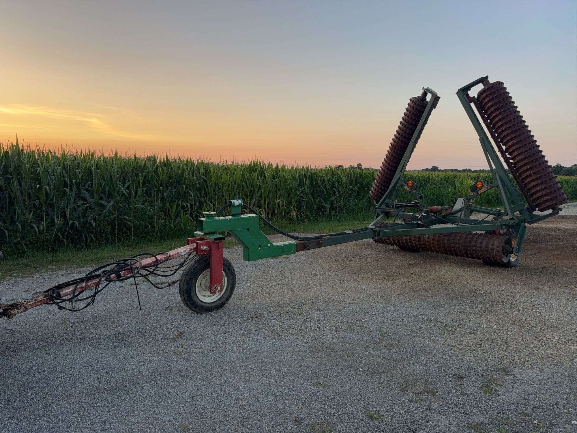 2019 Brillion WP1081 Equipment Image0