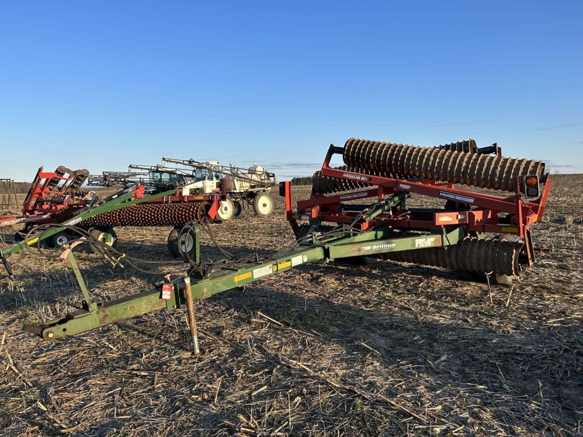 Brillion XL-144 Equipment Image0