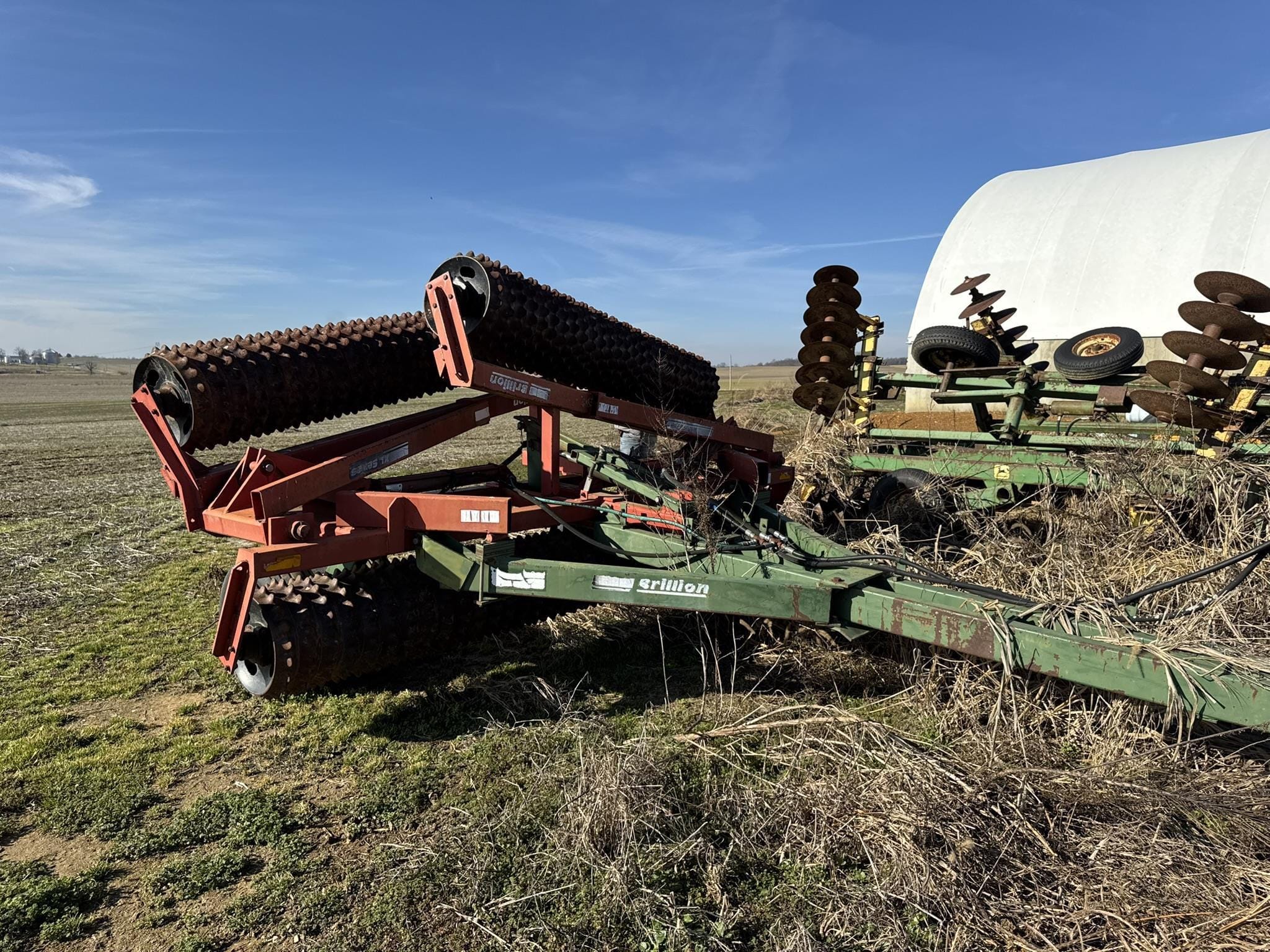 Brillion XL144 Equipment Image0