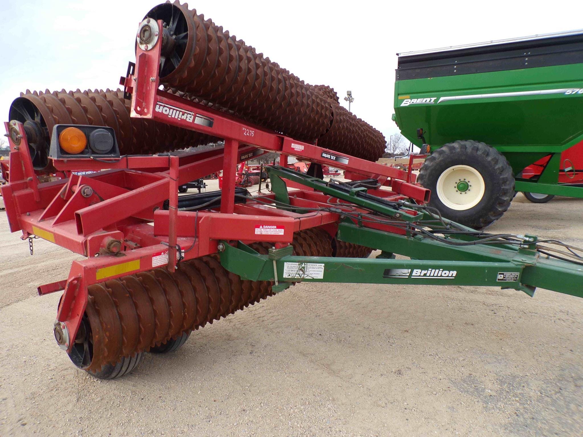 Main image Brillion XXL144