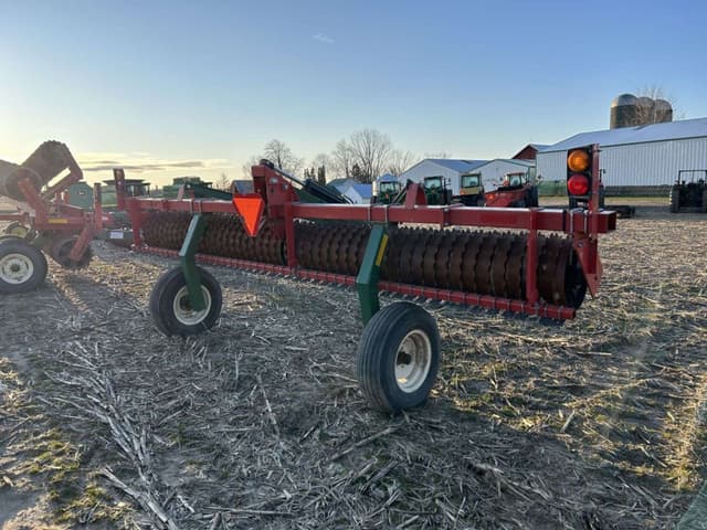 Image of Brillion P-10 equipment image 3