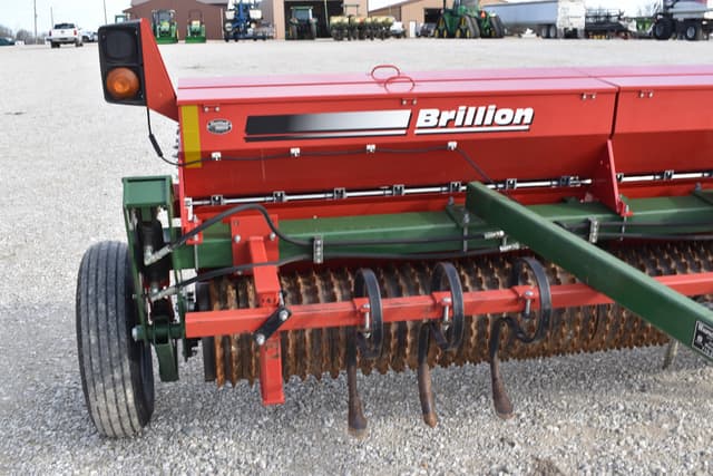 Image of Brillion SS-10 equipment image 4