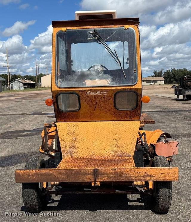 Image of Broce RF300 equipment image 1