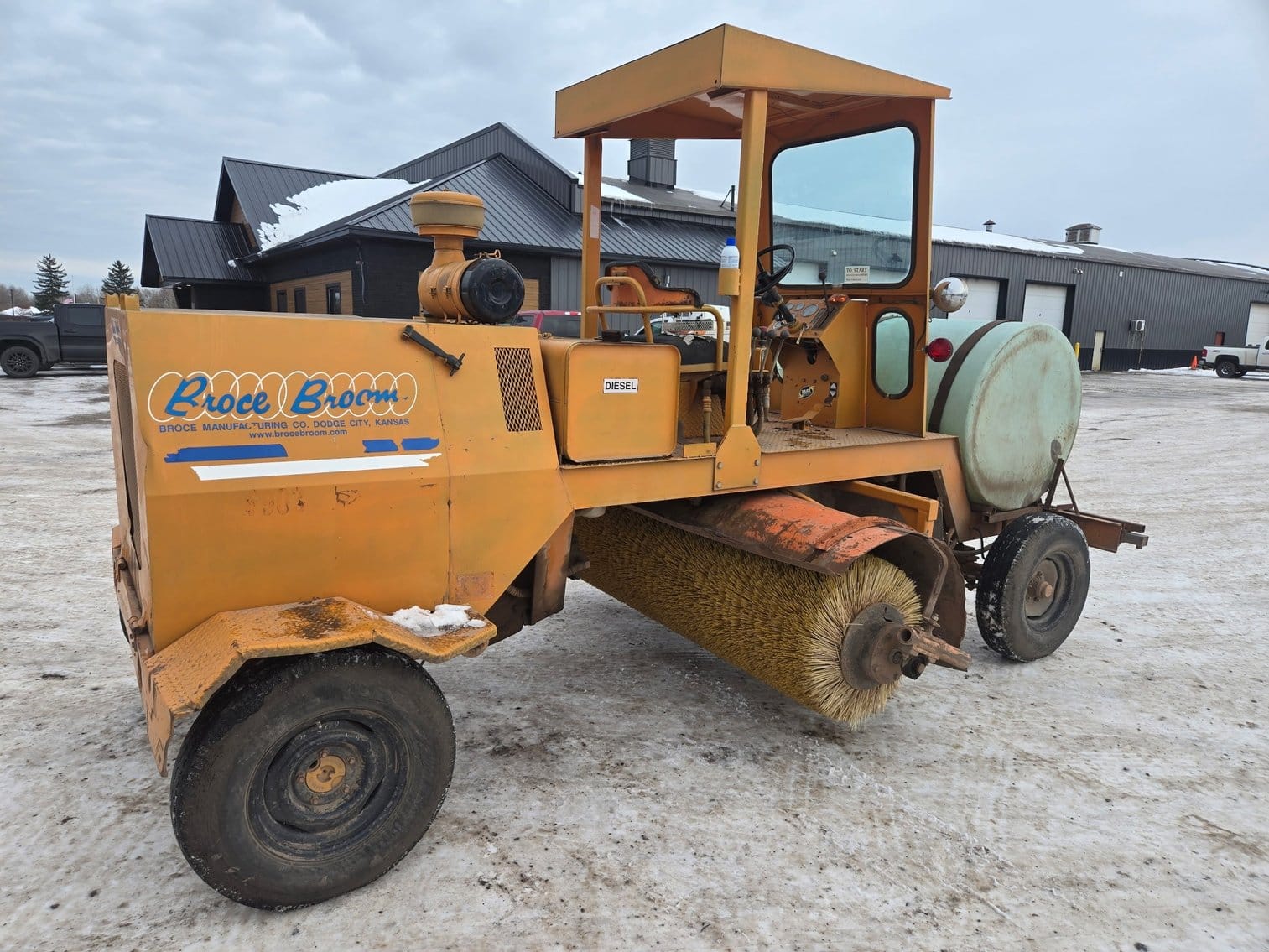 Broce RJ300 Equipment Image0