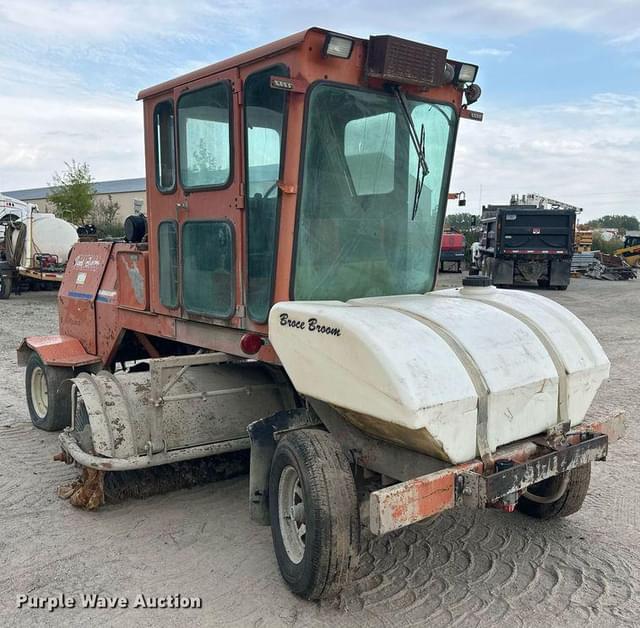 Image of Broce RJ350 equipment image 2