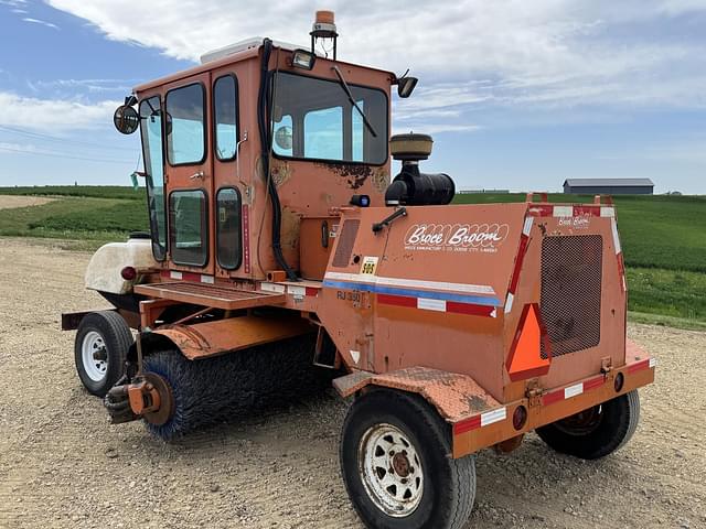 Image of Broce RJ350 equipment image 2