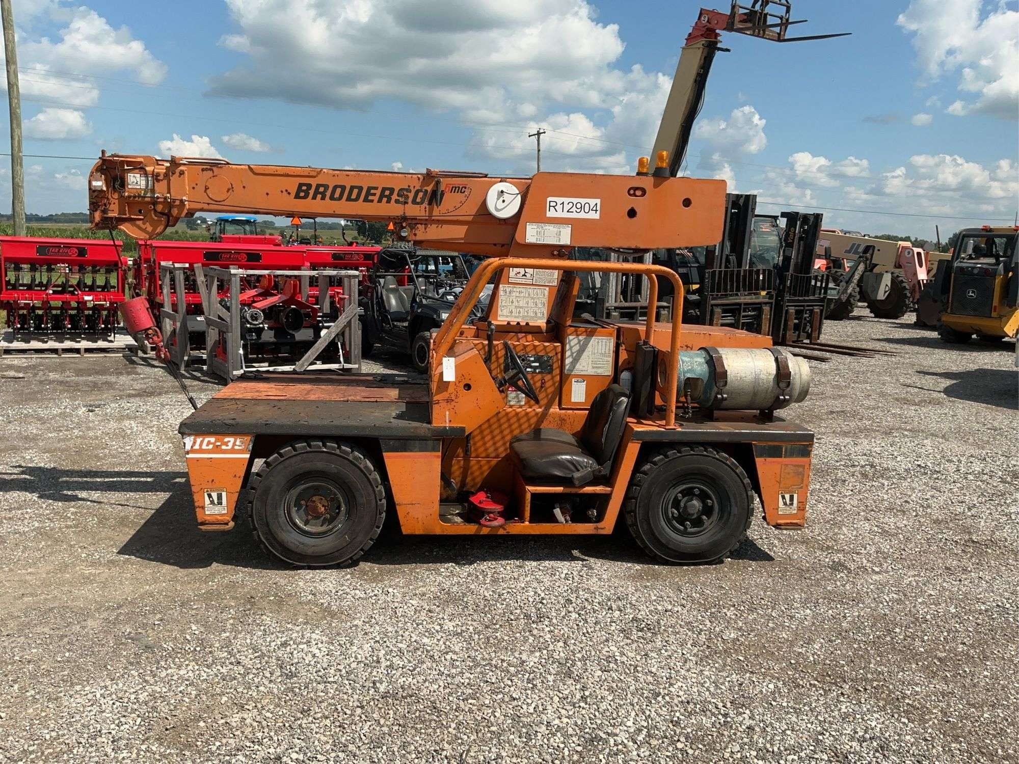 Broderson IC-35 Equipment Image0