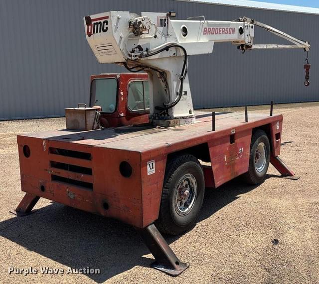 Image of Broderson IC-70-1B equipment image 4