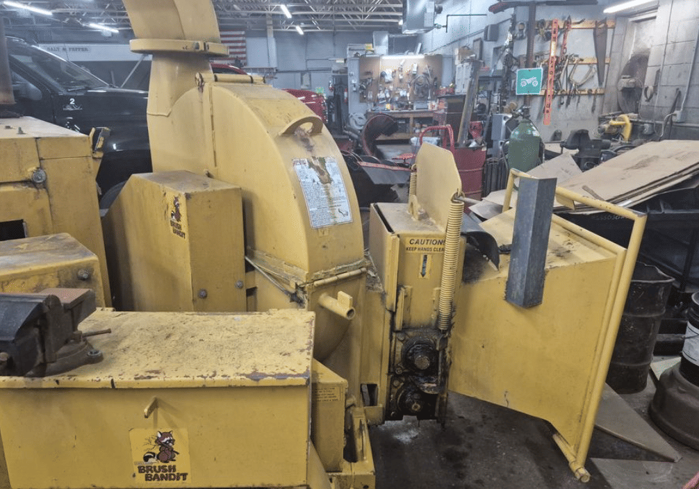 Image of Brush Bandit 100 Image 1