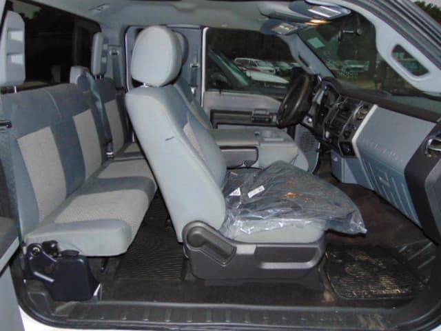 Image of Ford F-250 equipment image 4