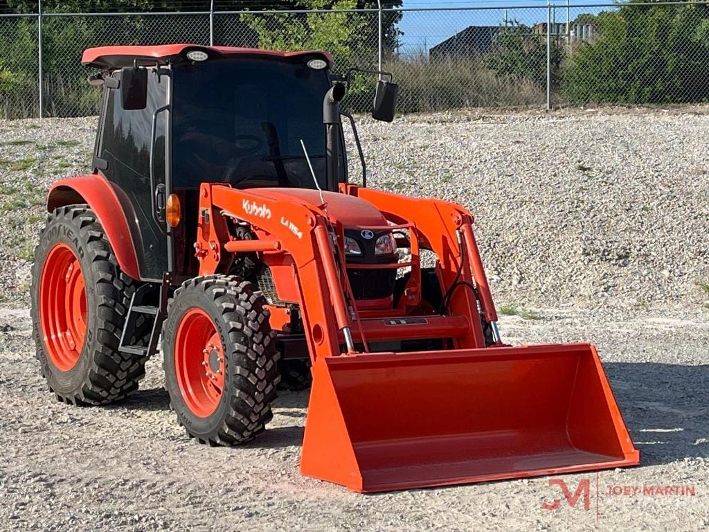 Kubota M4D-061 Equipment Image0