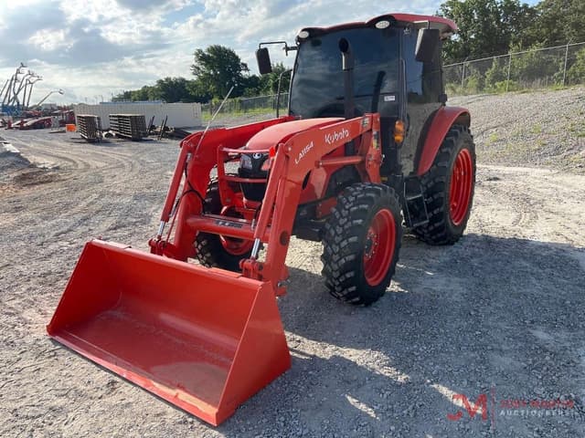 Image of Kubota M4D-061 equipment image 3