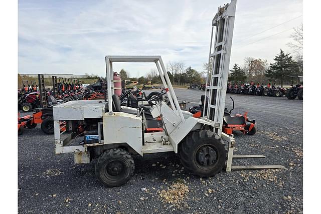 Image of Badger Dynamics Bucky equipment image 1