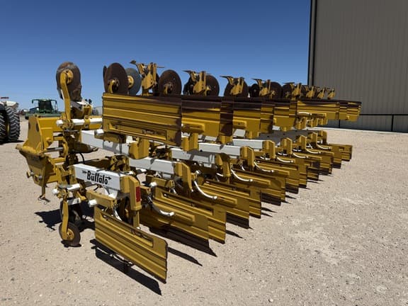 Image of Buffalo Undetermined equipment image 2