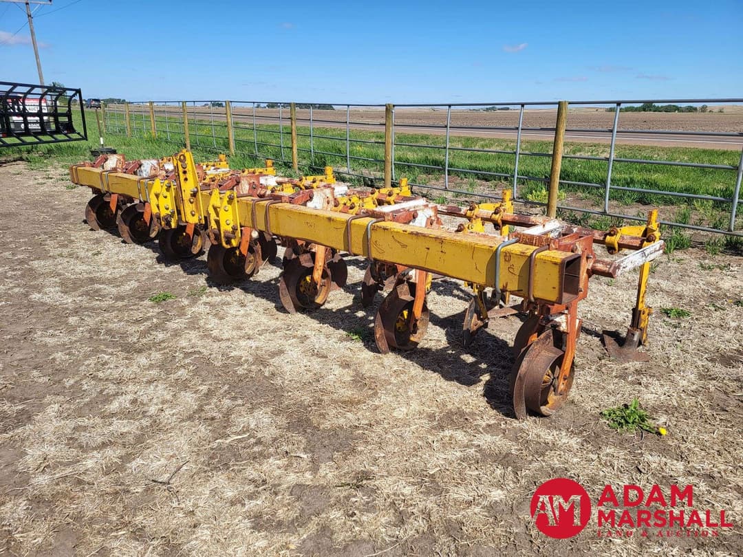 Image of Buffalo 4600 Primary image