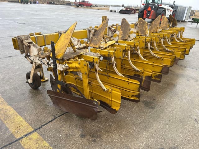 Image of Buffalo 4630 equipment image 3