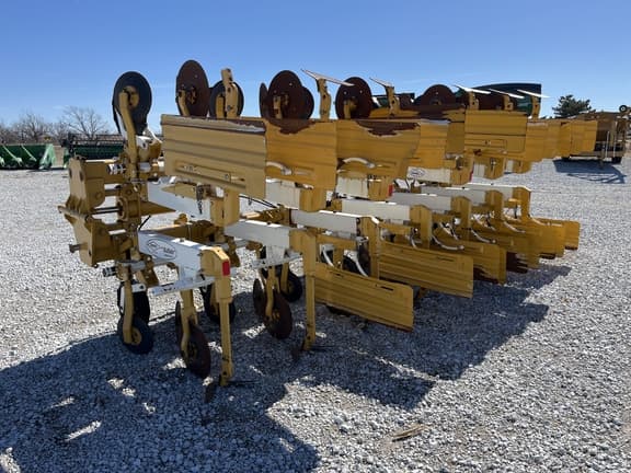 Image of Buffalo 6300 equipment image 2