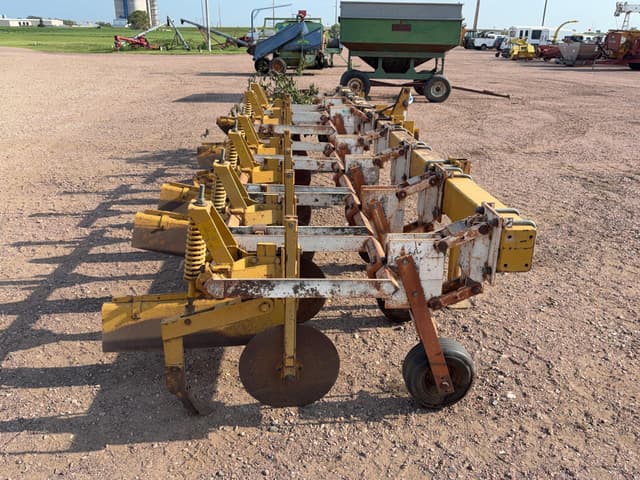 Image of Buffalo 4640 equipment image 3