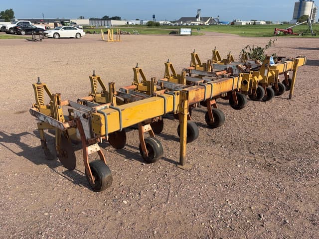 Image of Buffalo 4640 equipment image 2