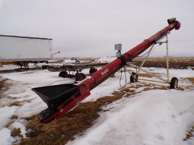 Buhler Farm King 1035 Equipment Image0