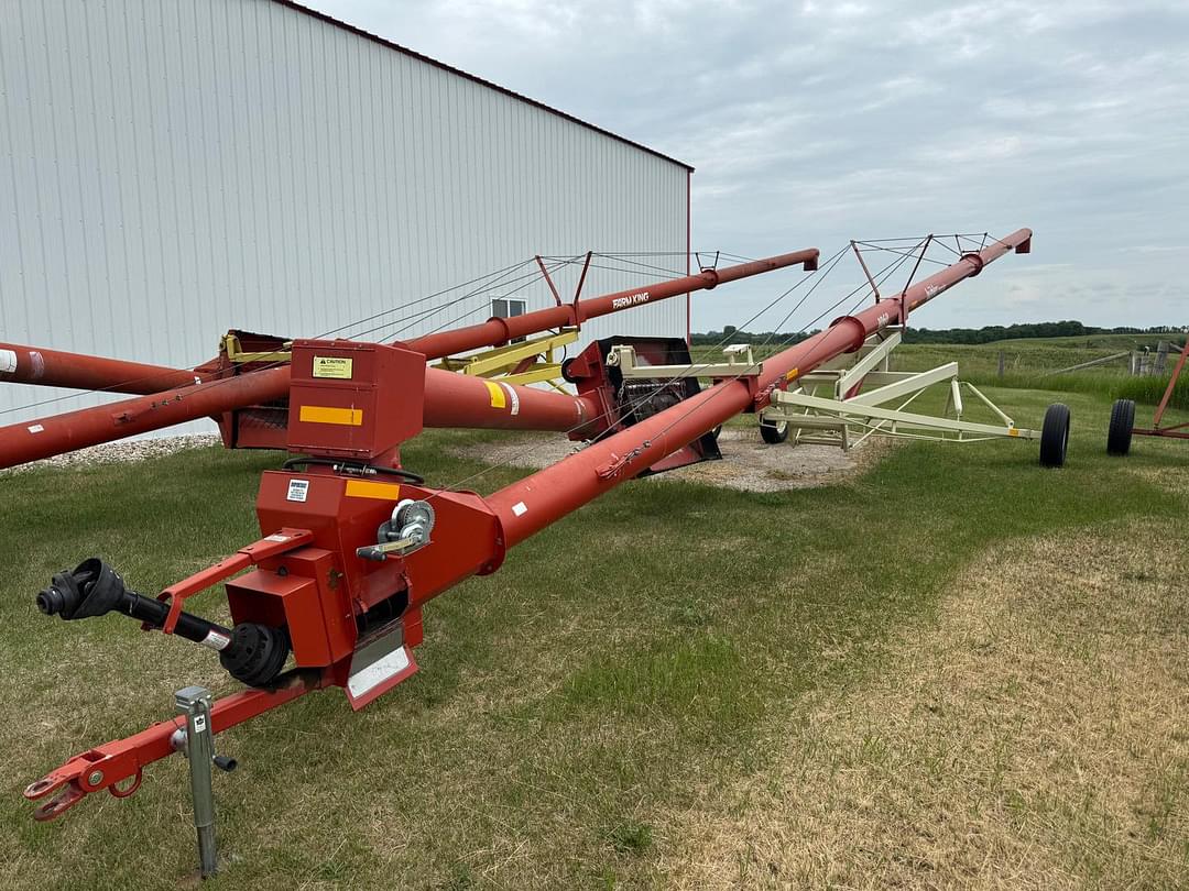 Image of Buhler Farm King 1060 Primary image
