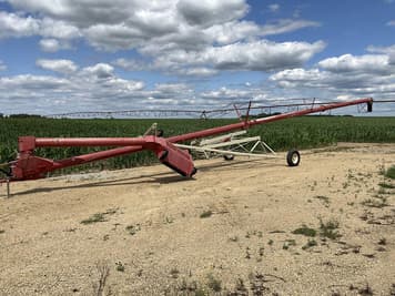 Main image Buhler Farm King 1070