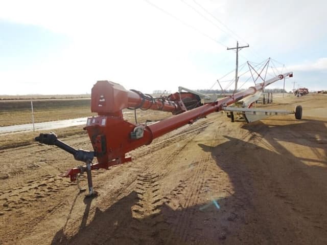 Image of Buhler Farm King 13x85 equipment image 3