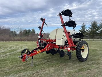 Main image Farm King 1410