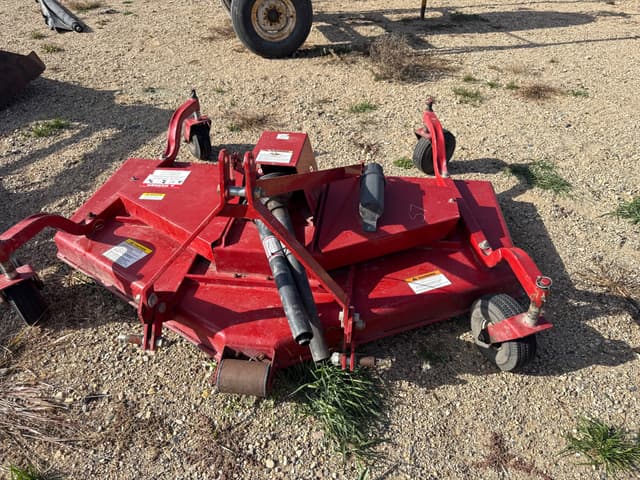 Image of Buhler Farm King Y650R equipment image 1
