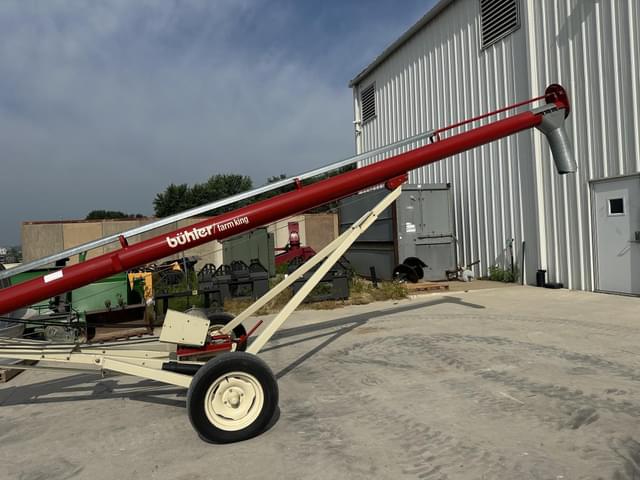 Image of Buhler Farm King 831 equipment image 1