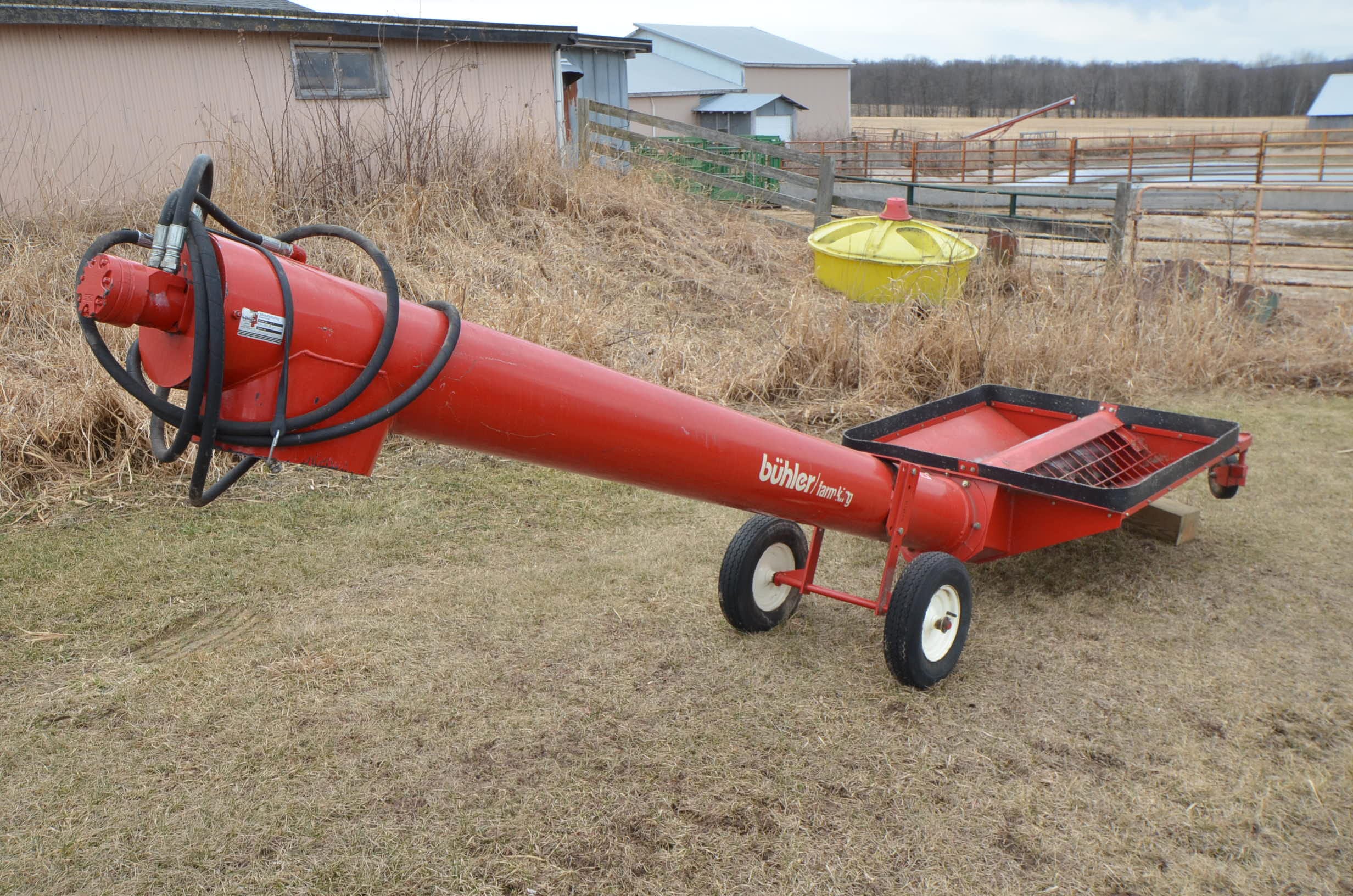 Main image Buhler Farm King Y1010H
