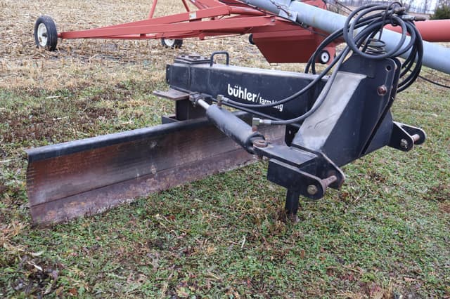 Image of Buhler Farm King 100 equipment image 4
