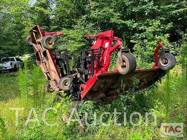 Image of Buhler Farm King Y1650 equipment image 2