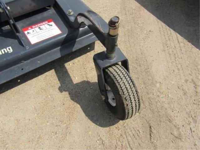 Image of Buhler Farm King Y550R equipment image 3
