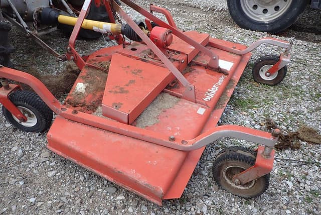 Image of Buhler Farm King Y750R equipment image 2