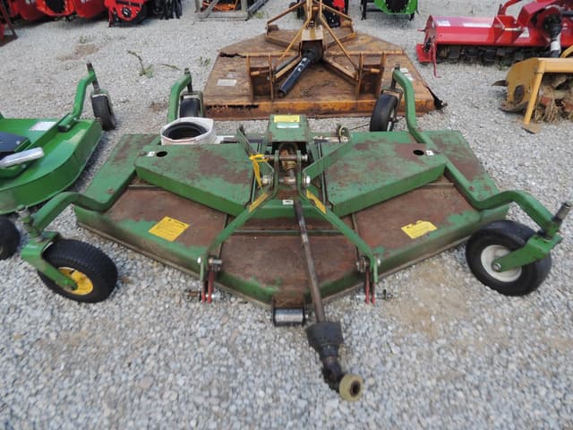 Image of Buhler Farm King Y750R equipment image 2