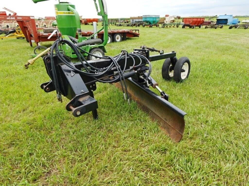 Image of Buhler Farm King 150 Primary image