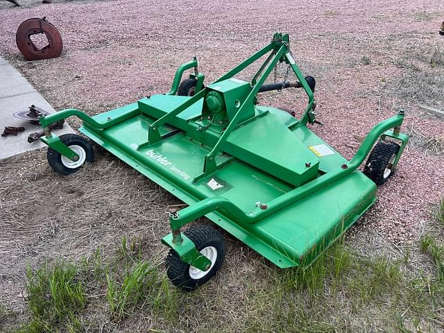 Image of Buhler Farm King Y750R equipment image 3