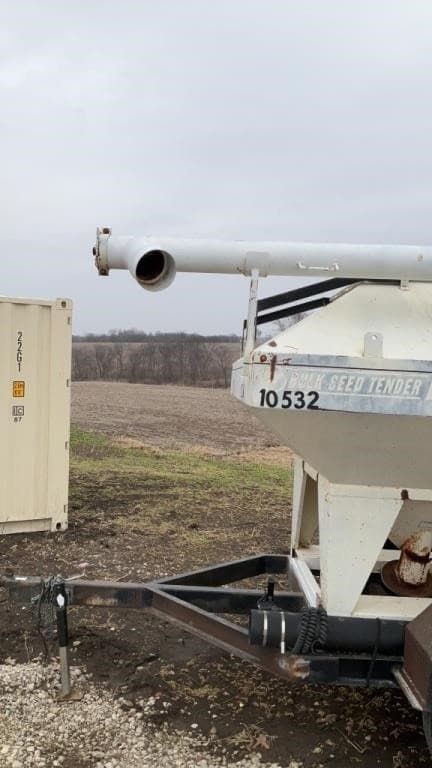 Image of Bulk Seed Tender 7S110 equipment image 2