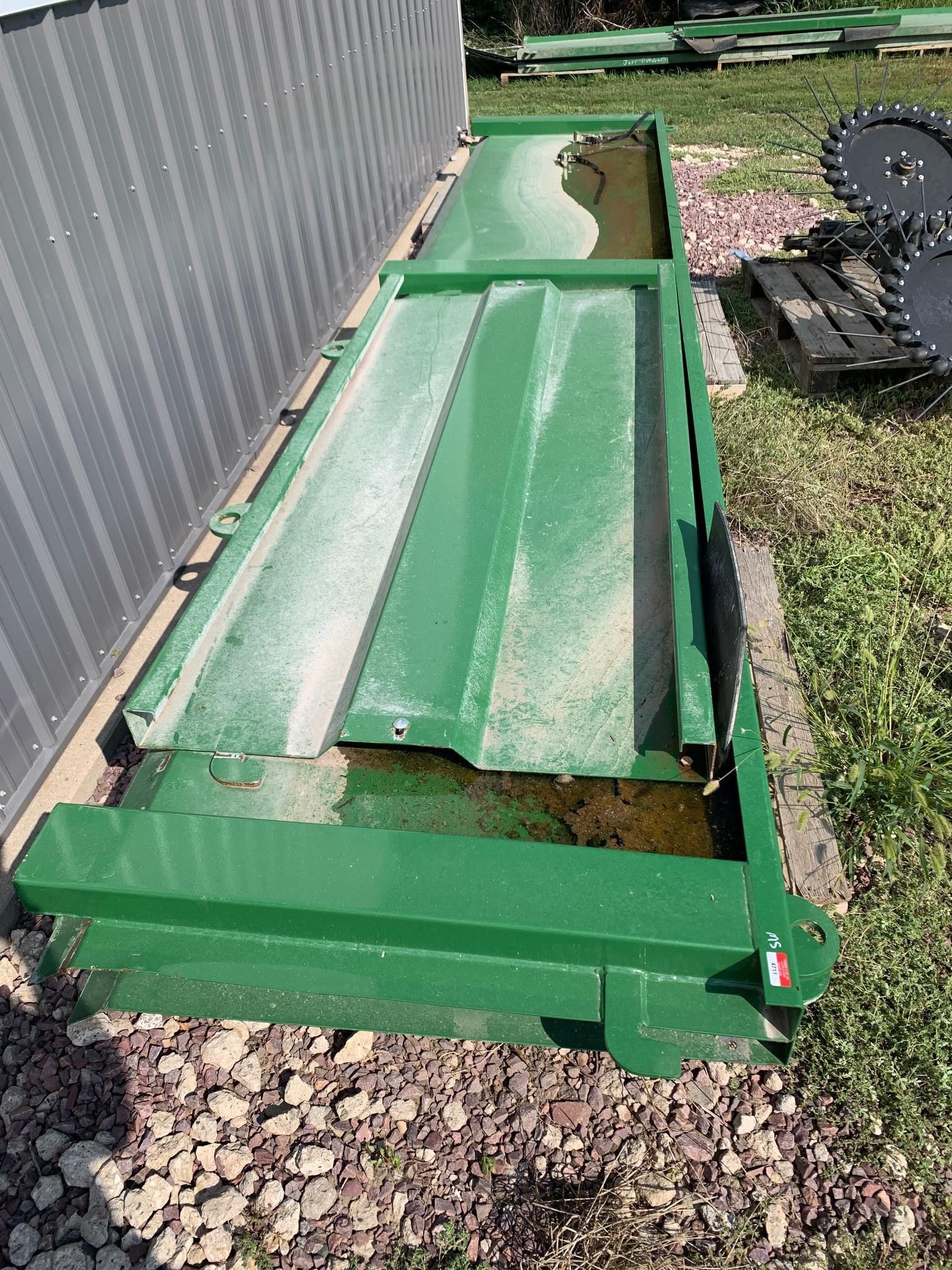 Bunning LoPro Widebody 780 Equipment Image0