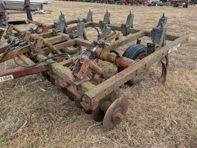 Image of Bush Hog 1550 equipment image 2