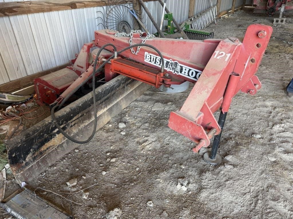 Bush Hog 121 Equipment Image0