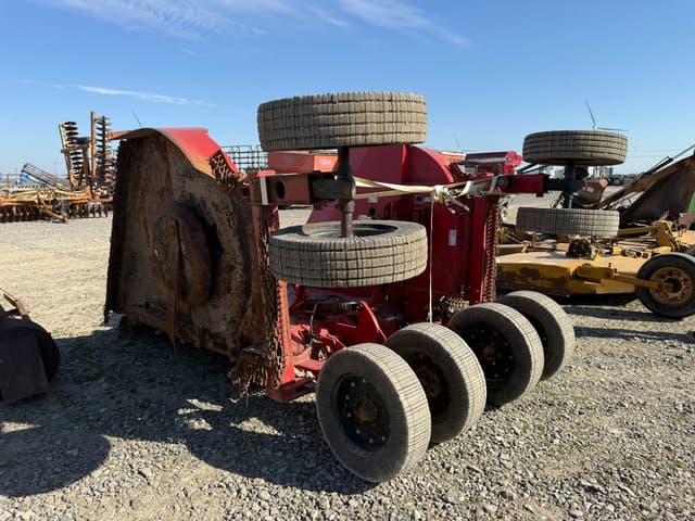 Image of Bush Hog 2215 equipment image 2