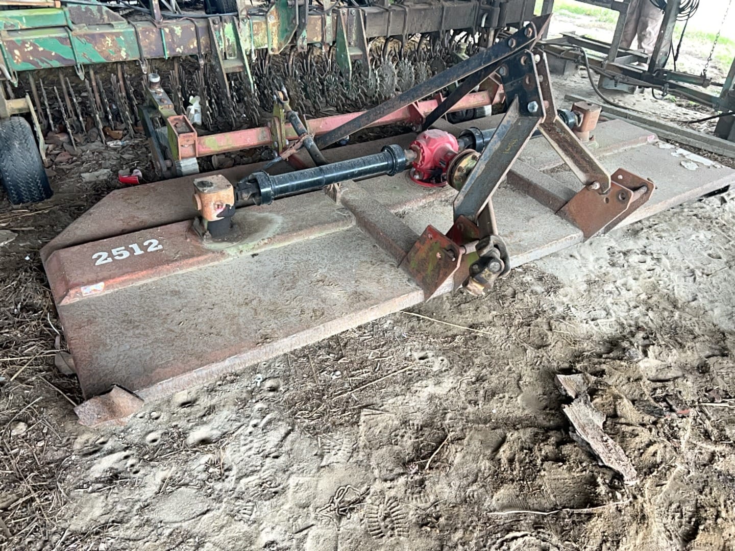 Bush Hog 2512 Equipment Image0