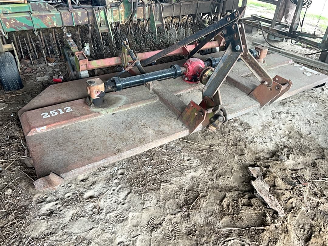 Image of Bush Hog 2512 Primary image