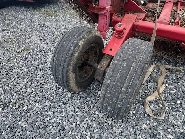 Image of Bush Hog 2720 equipment image 3