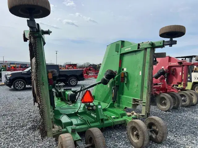 Image of Bush Hog 2820 equipment image 2